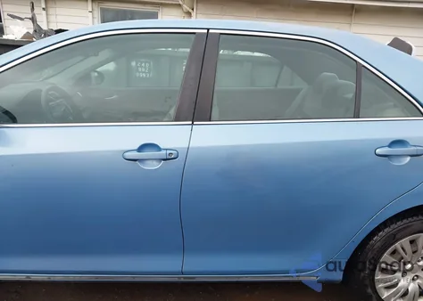 2012 Toyota Camry Le z USA, uszkodzony, nr VIN 4T1BF1FK0CU528751